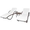 vidaXL Sonnenliegen 2 Stk. mit Tisch Poly Rattan Braun