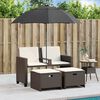 vidaXL Gartensofa 2-Sitzer Sonnenschirm und Hocker Braun Poly Rattan